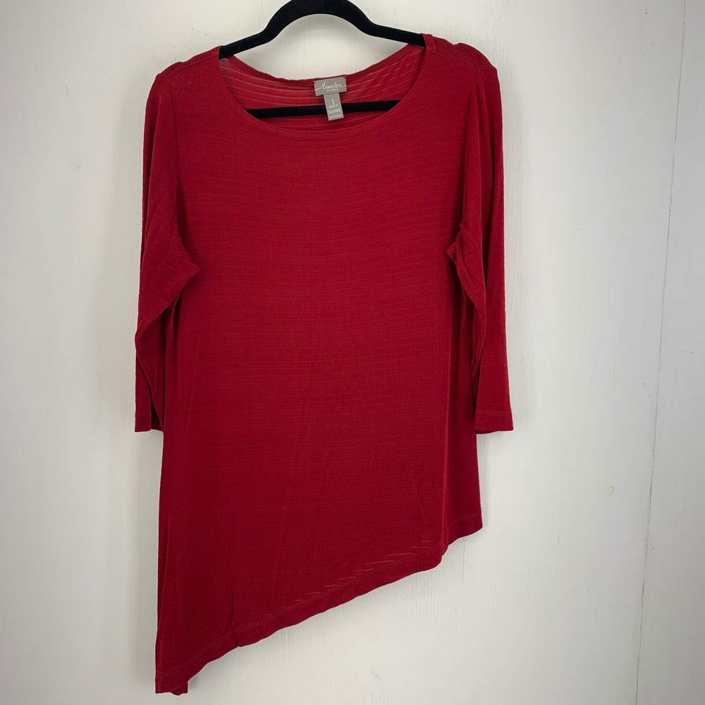 Travelers by Chicos Red Asymmetrical Tunic Top Size 1 Medium Textured